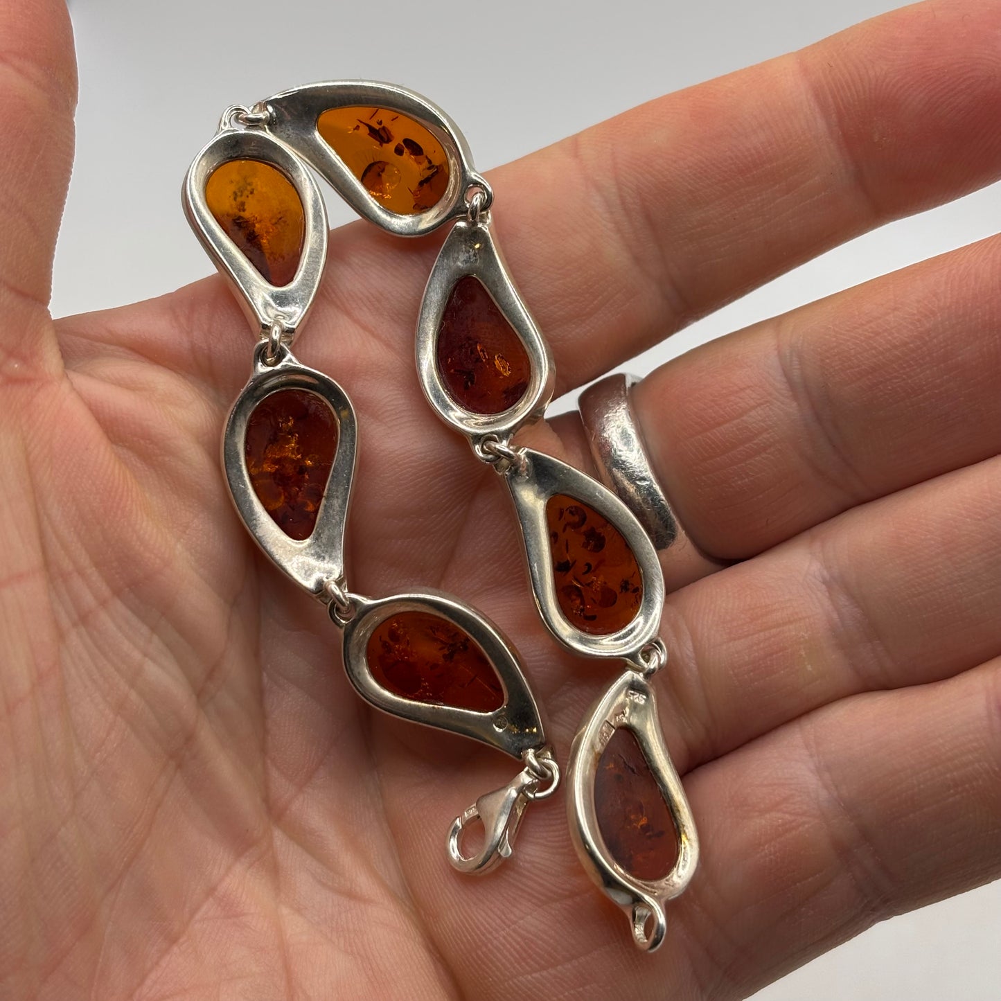 Silver 7” Amber Bracelet