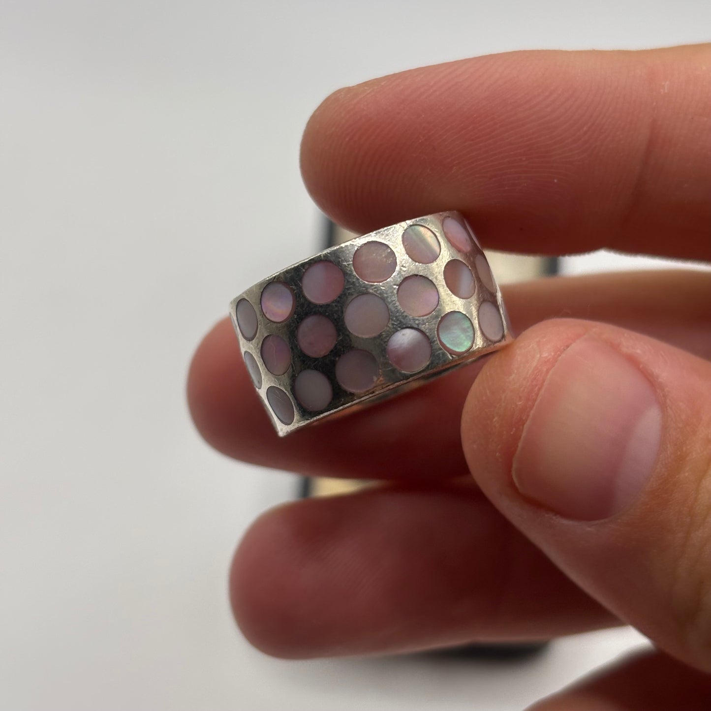 Silver Heavy Pearl Band Ring (O)