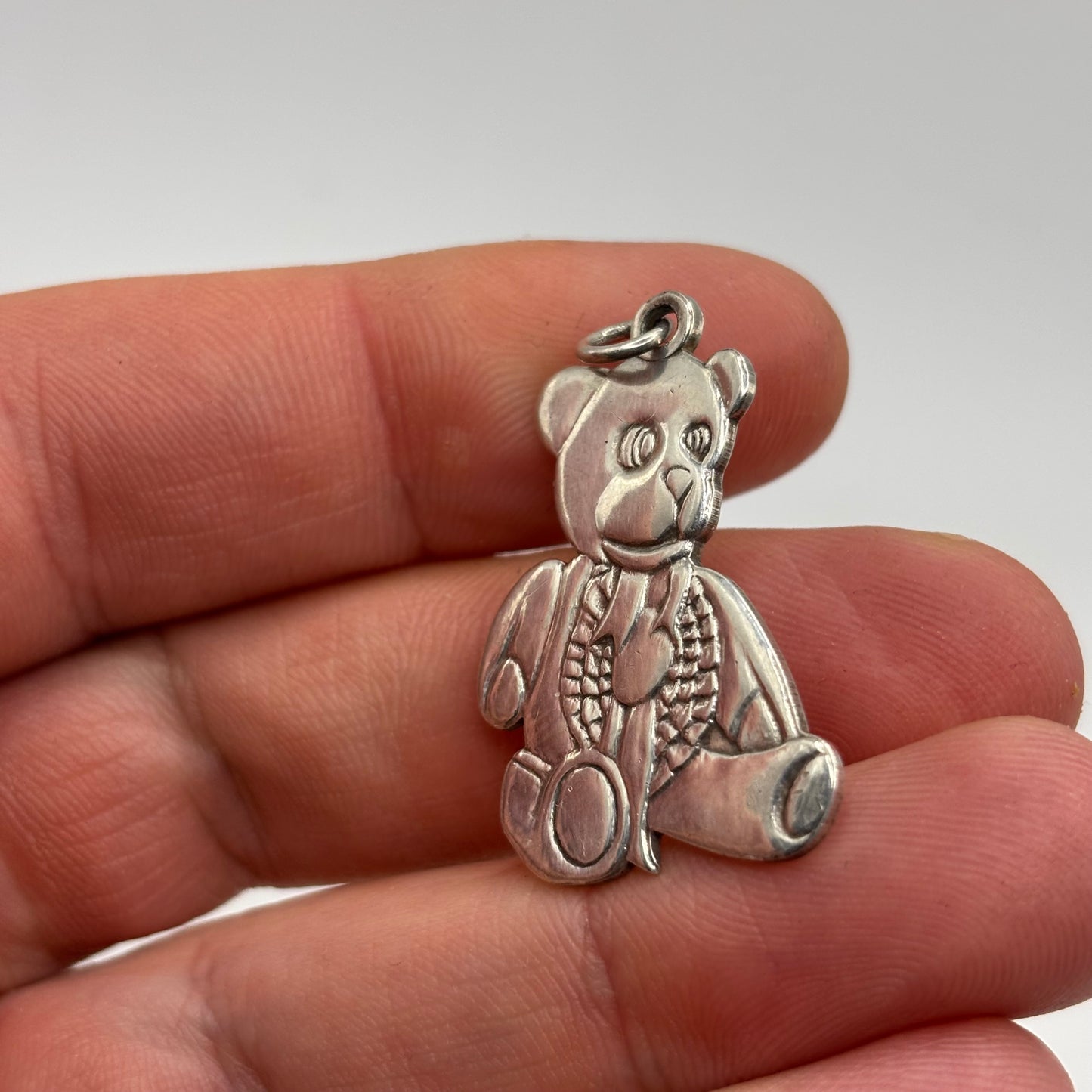 Silver Teddybear Pendant