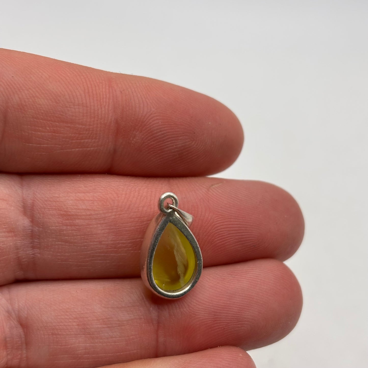 Silver Lemon Quartz Pendant