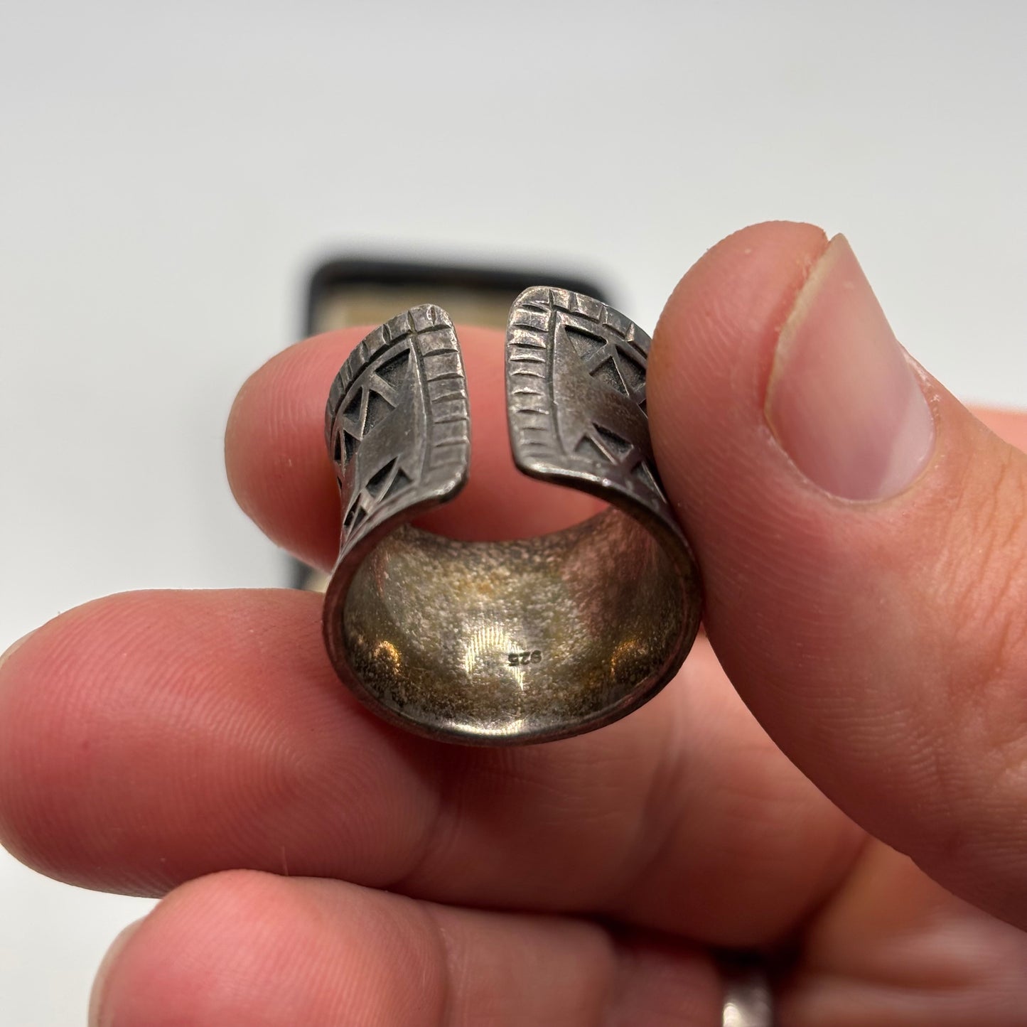 Silver Heavy Pearl Ring (M)