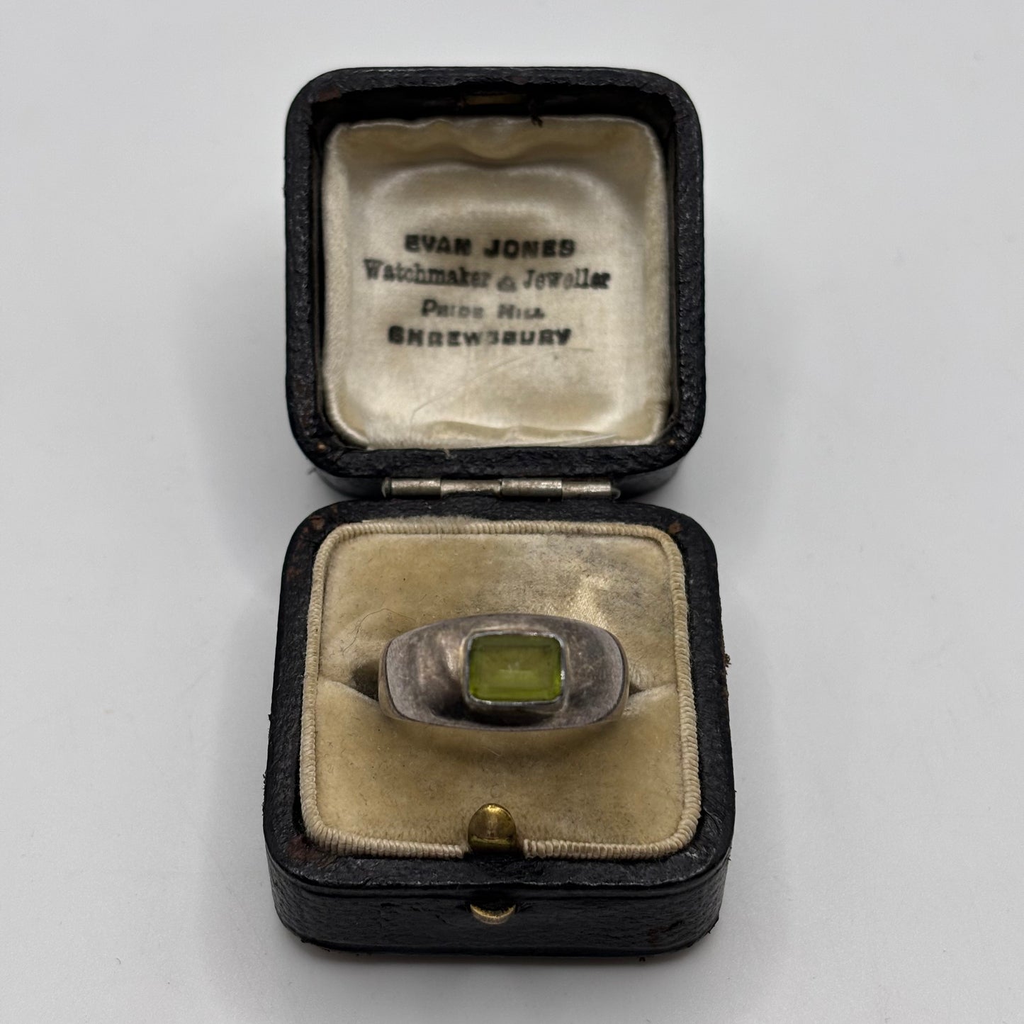 Silver Peridot Ring (N)