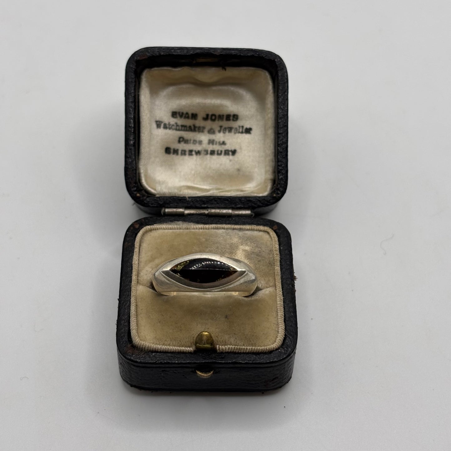 Silver Amber Inlayed Ring (R)
