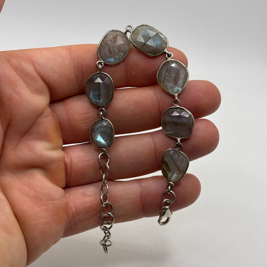 Silver 6”-8” Labradorite Bracelet