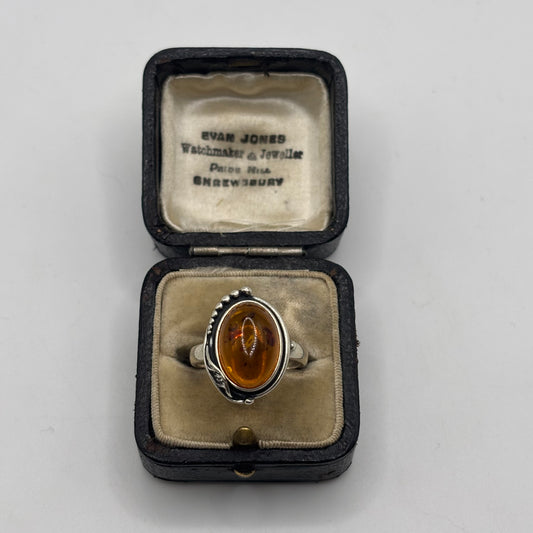 Silver Amber Ring (O)