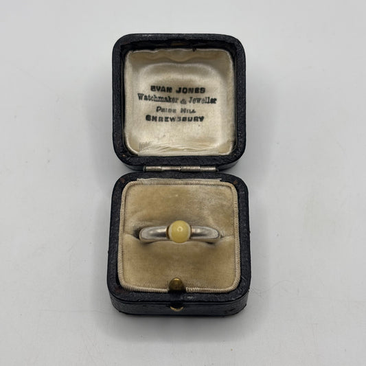 Silver Pearl Ring