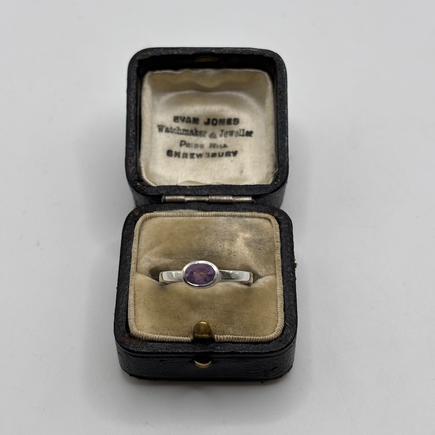 Silver Amethyst Ring (P)