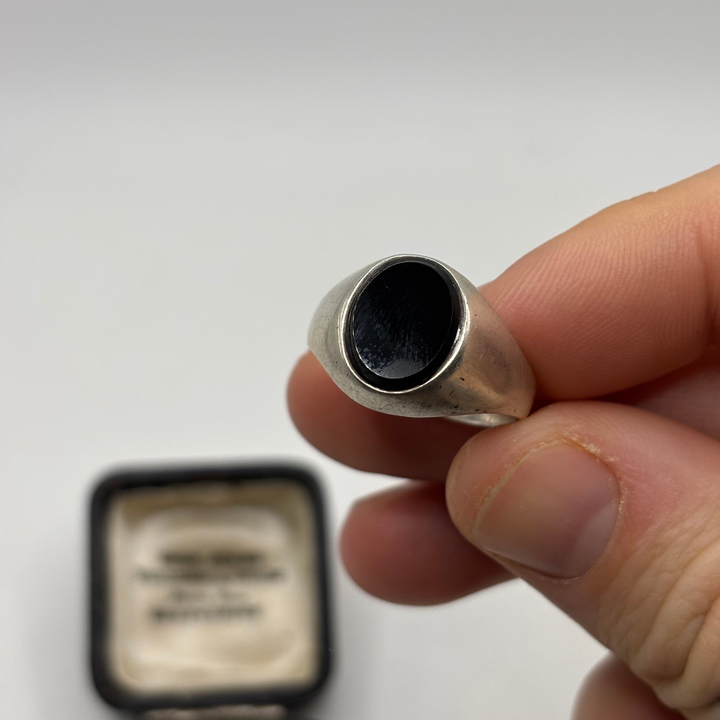 Silver Signet Onyx Ring (U)