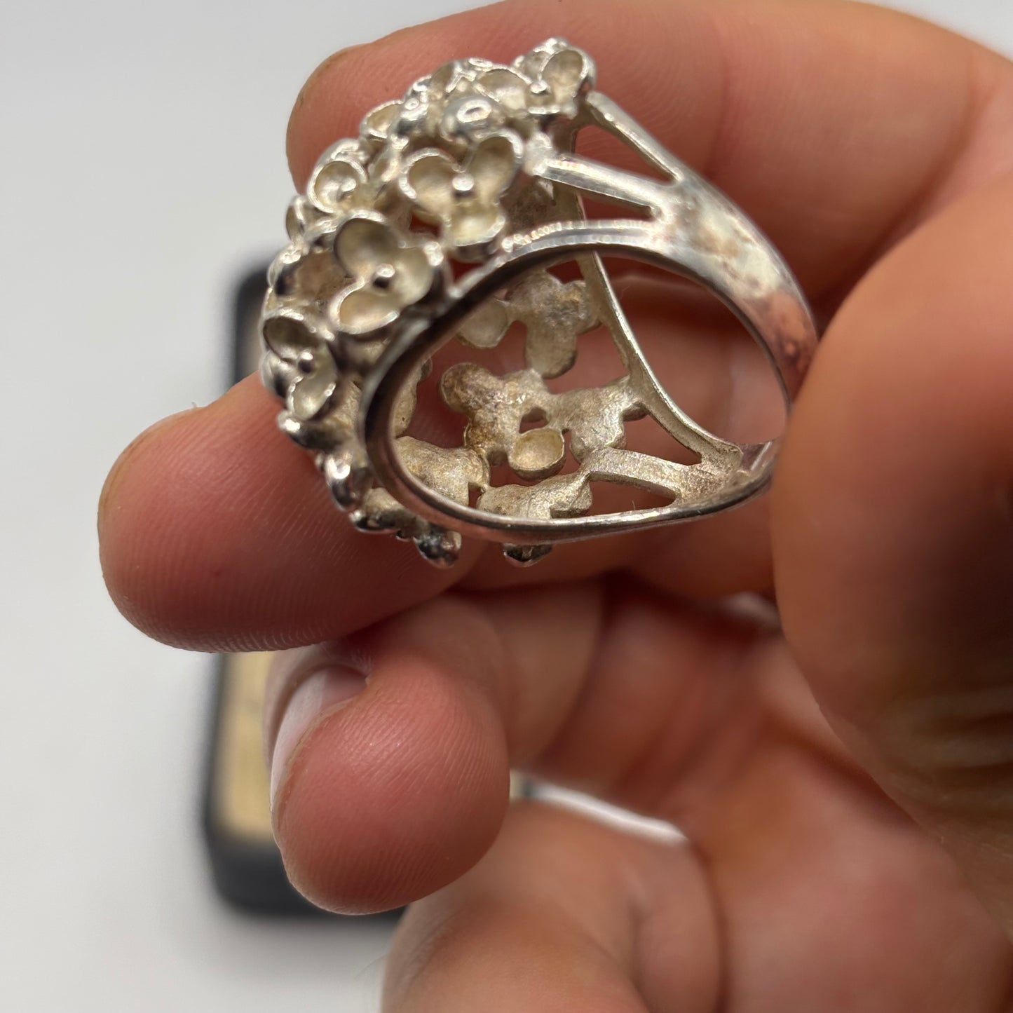 Silver Heavy Flower Ring