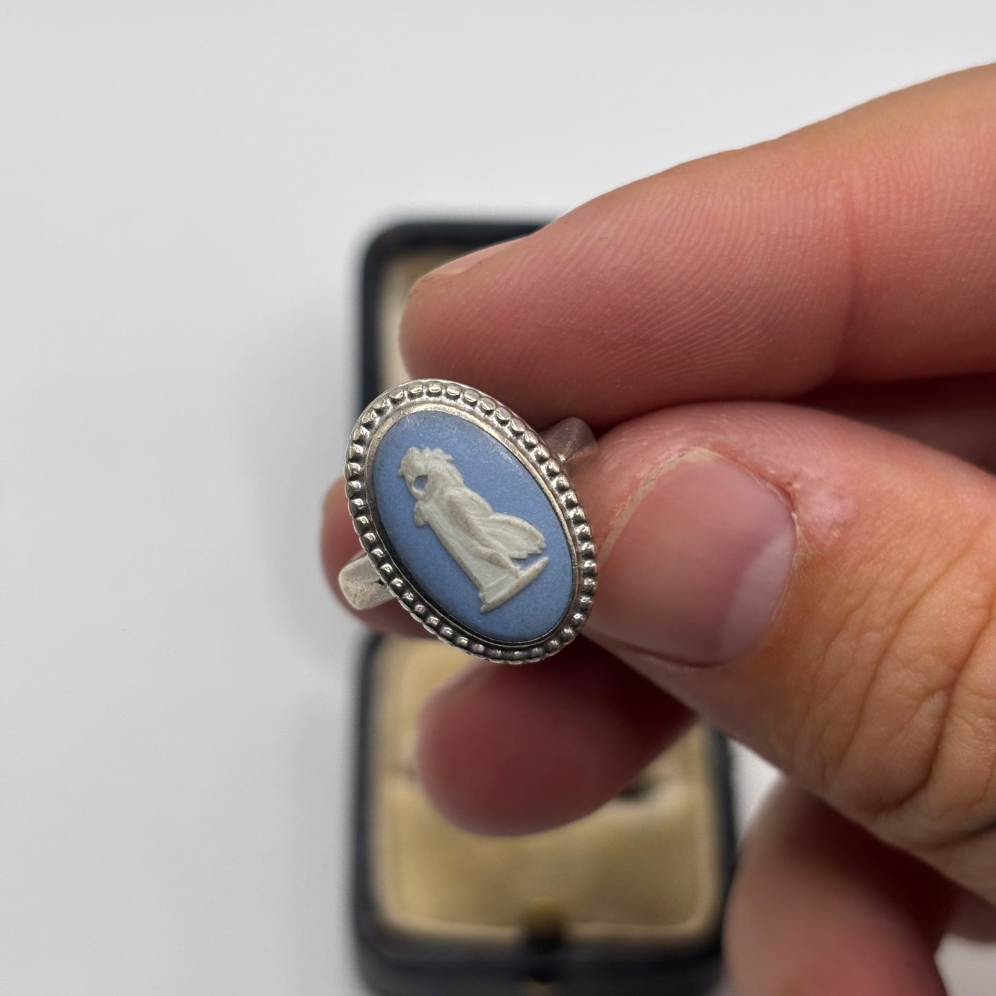 Silver Vintage Wedgewood Ring (L)