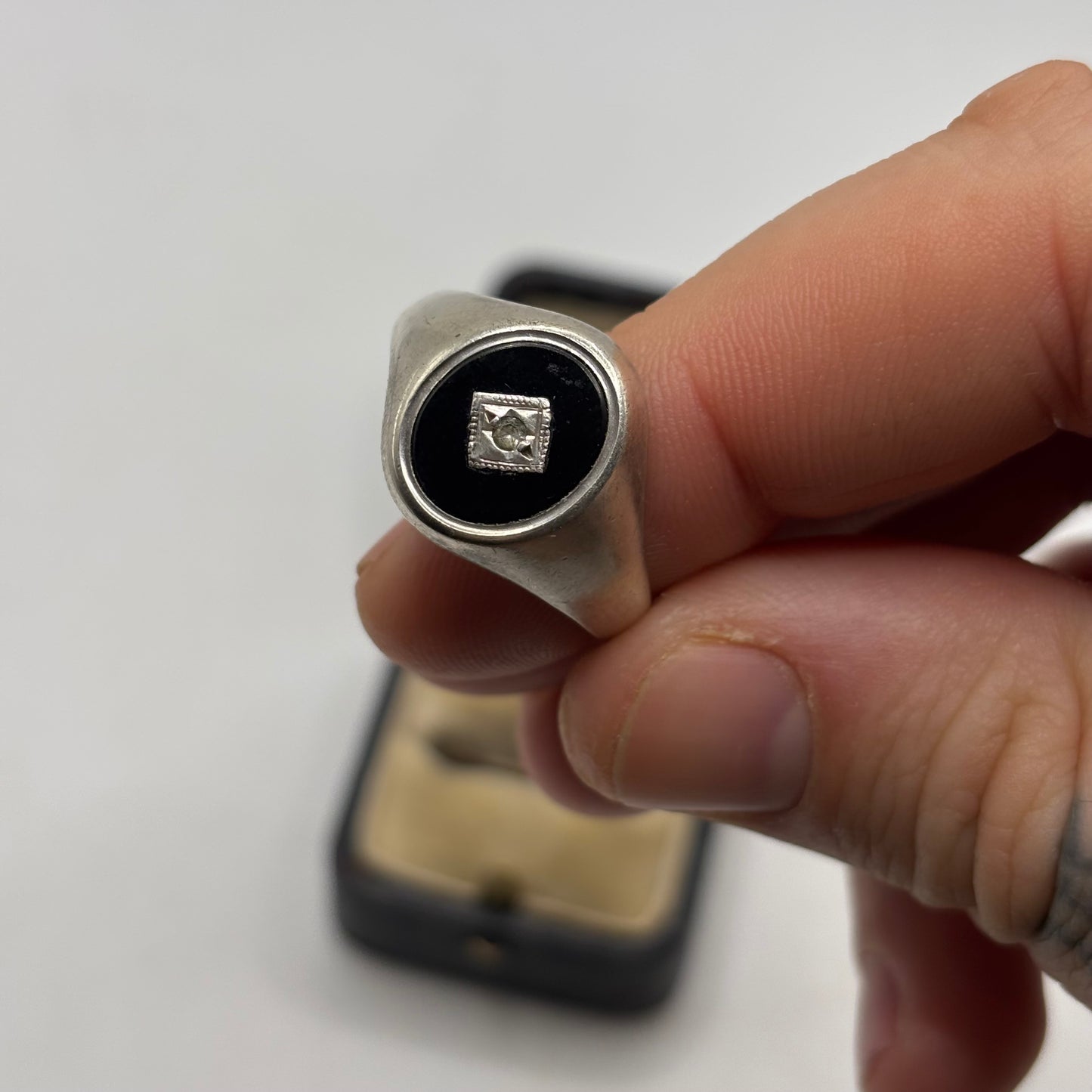 Silver Onyx Signet Ring (Z)