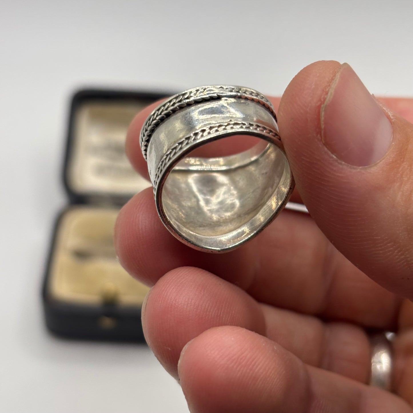 Silver Band Ring (P)