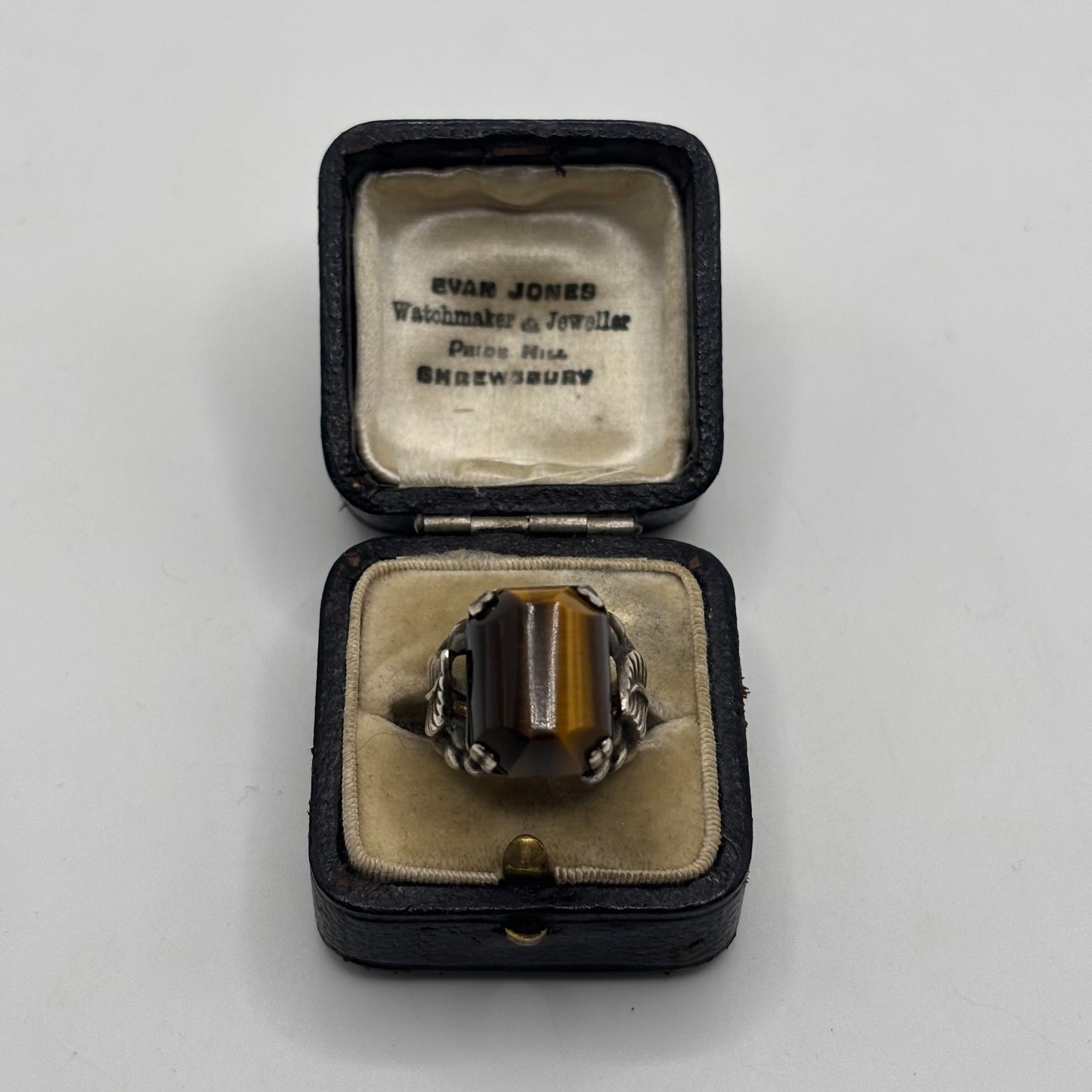 Silver Vintage Tigereye Ring (K)