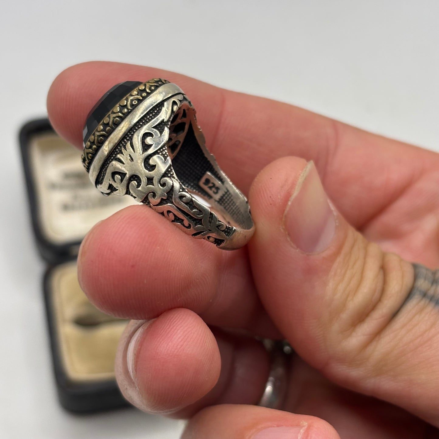 Silver Heavy Green Stone Signet Ring (V)