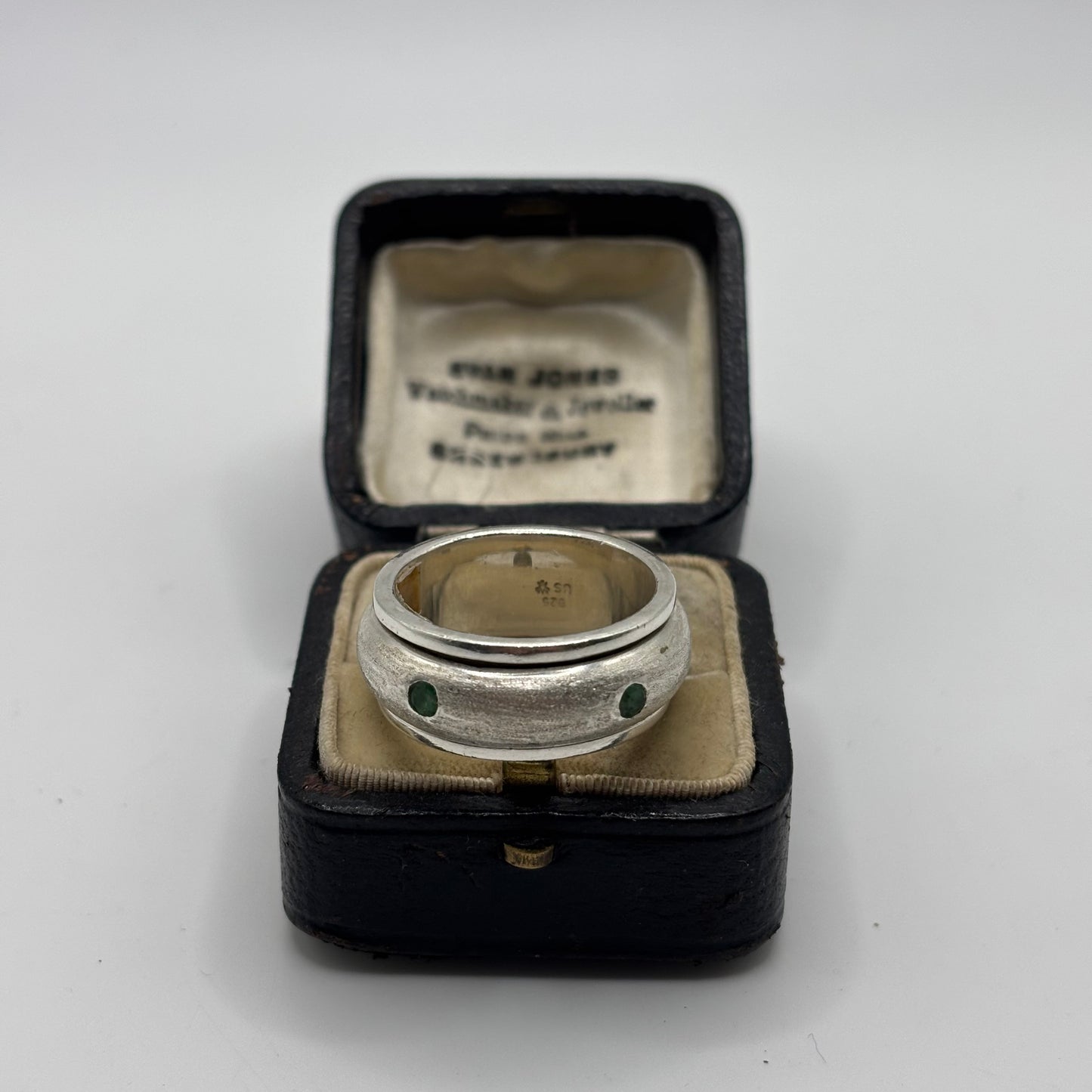 Silver Emerald Inlayed Spinner Ring (R)