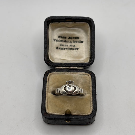 Silver Irish Claddagh Ring