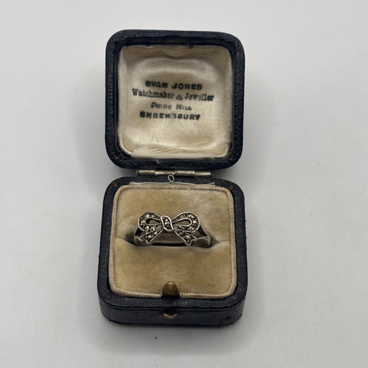 Silver Vintage Marcasite Bow Ring