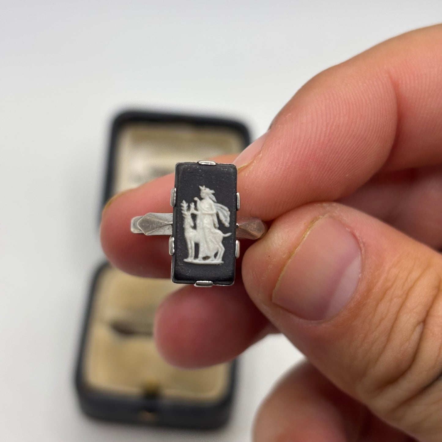 Silver Vintage Wedgewood Ring (M)