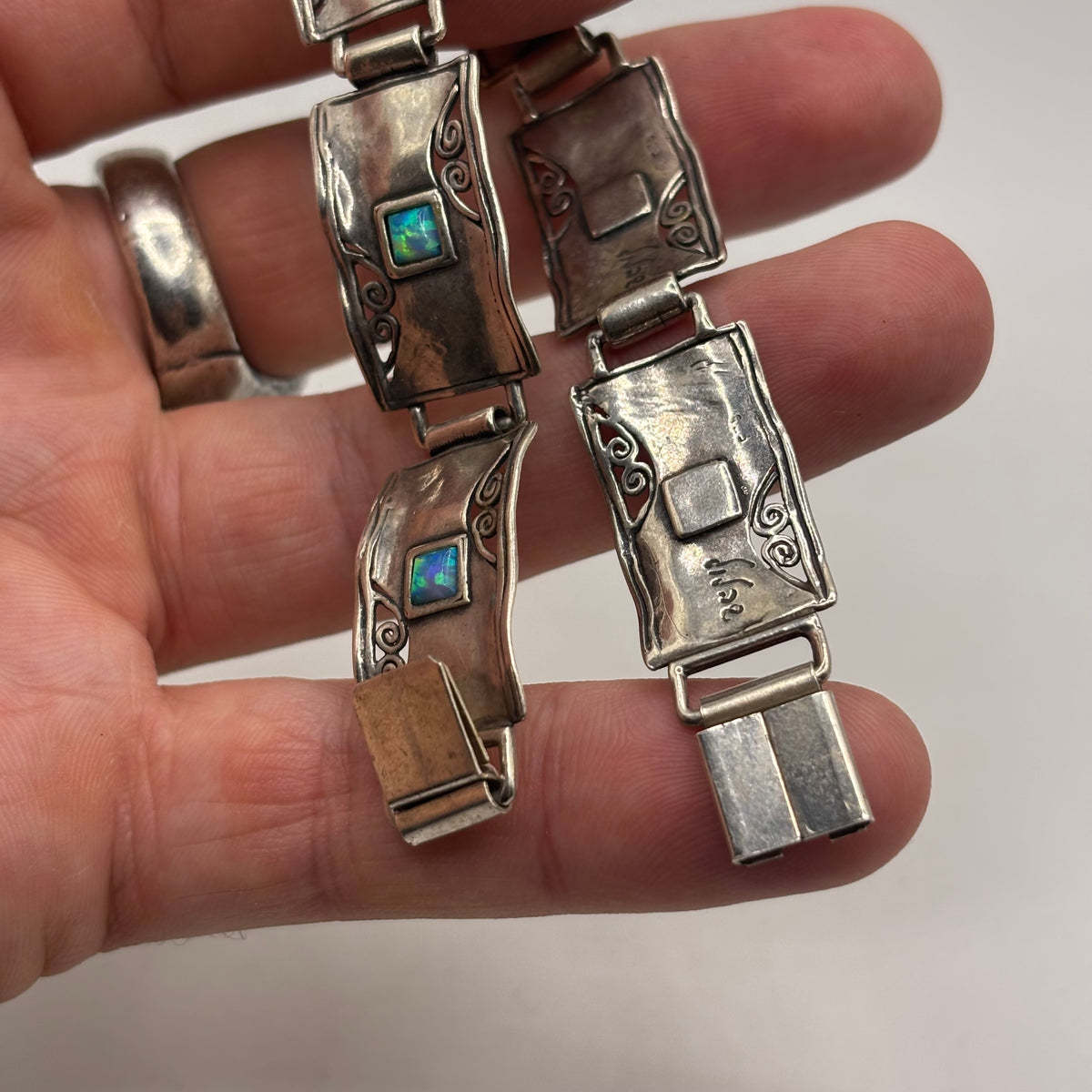 Silver 7.5” Opal Didae Designer Bracelet
