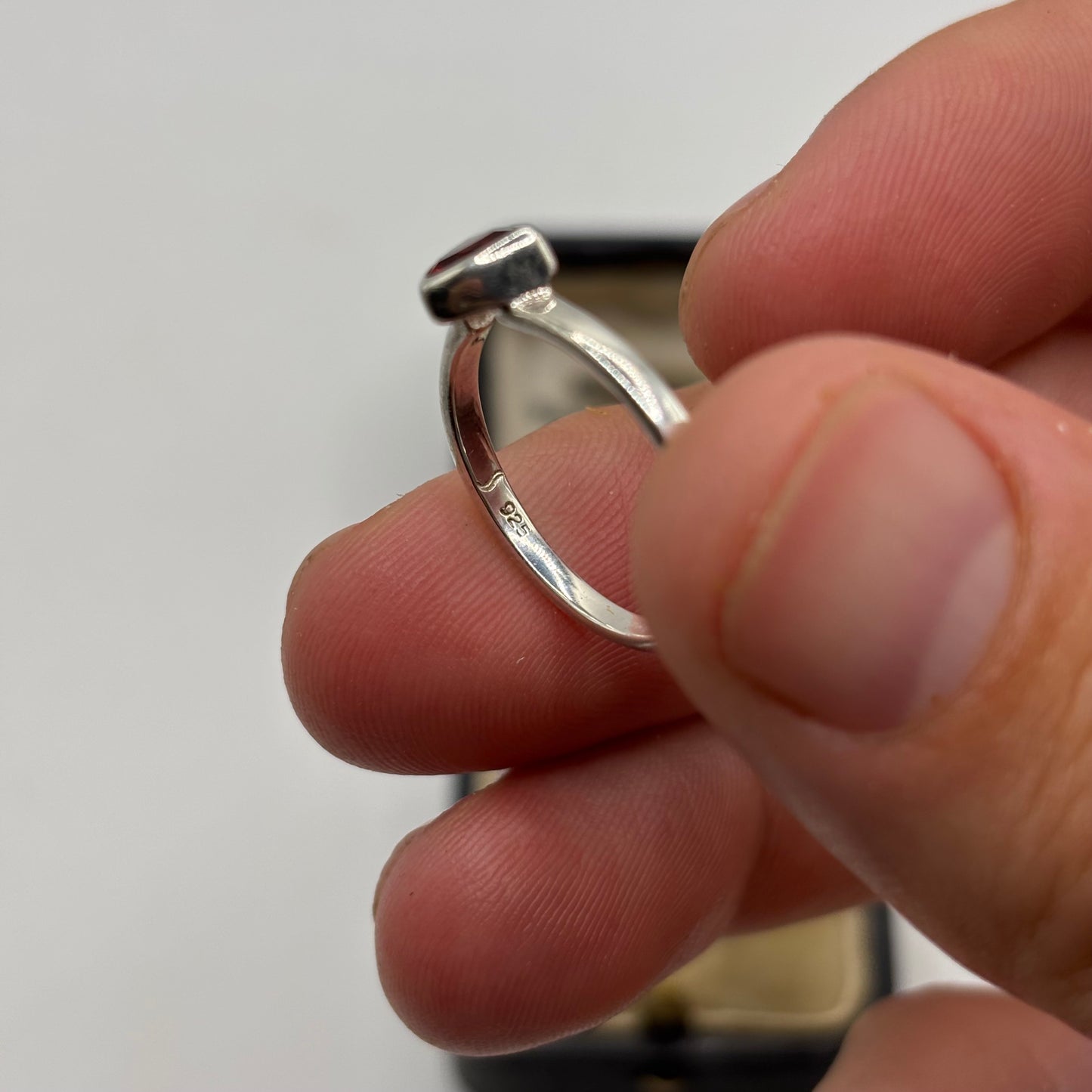 Silver Garnet Ring (N)