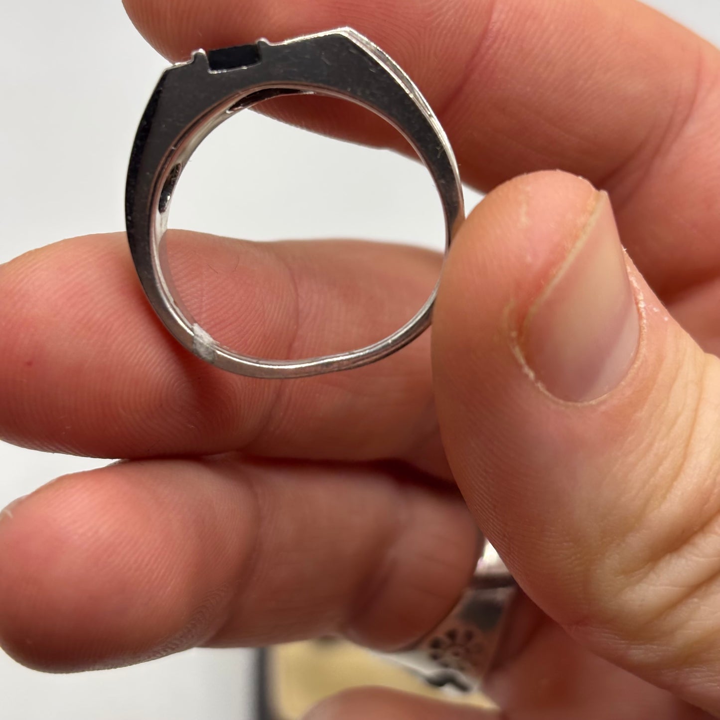 Silver Onyx Signet Ring (V)