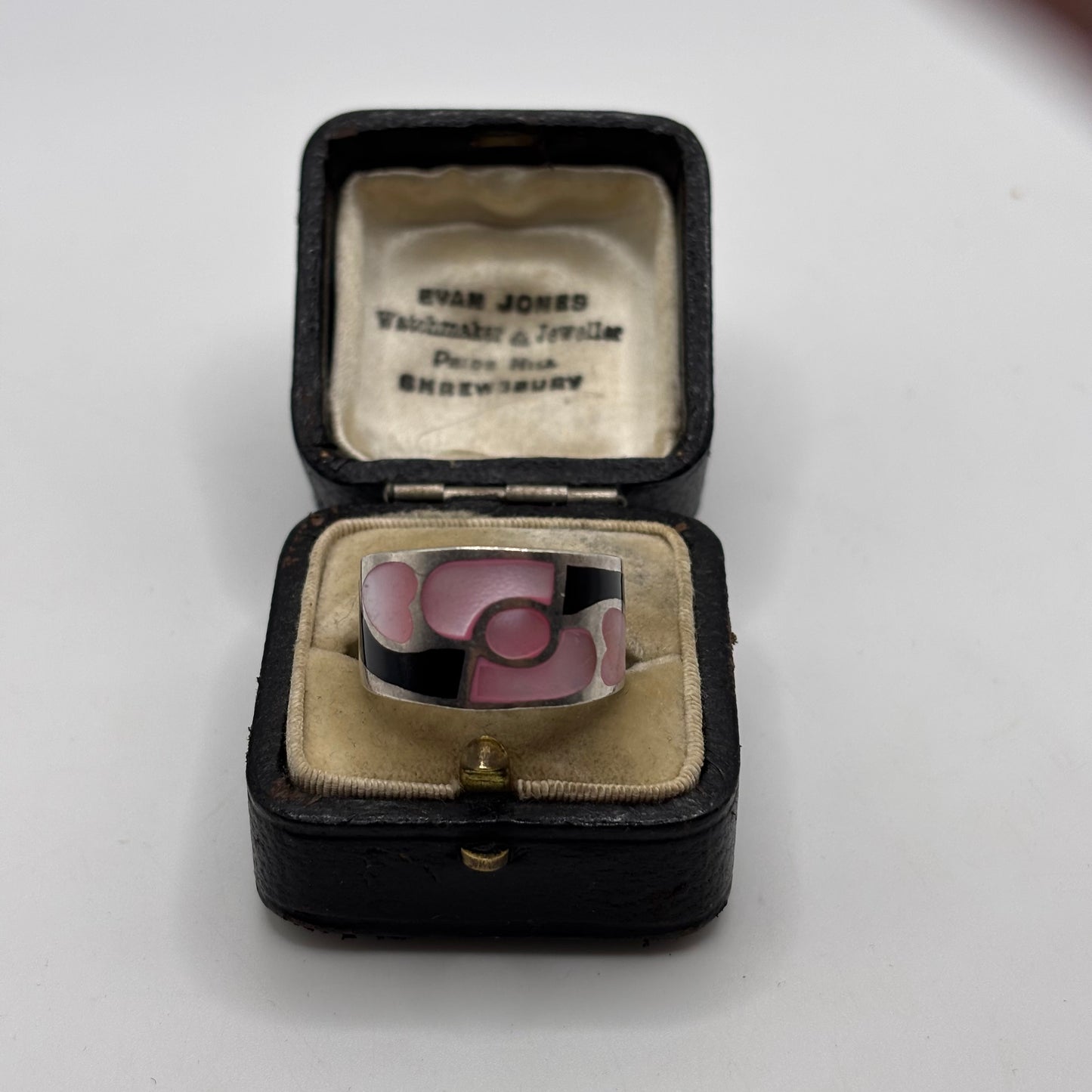 Silver Pearl Ring (O)
