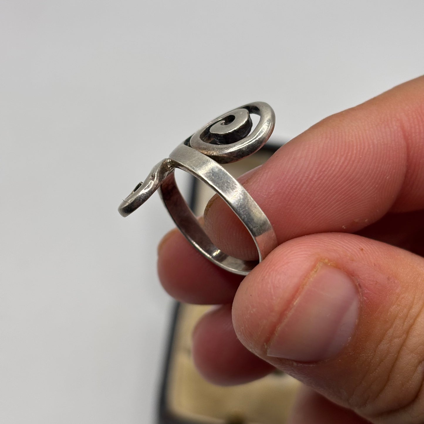 Silver Swirl Ring (N)
