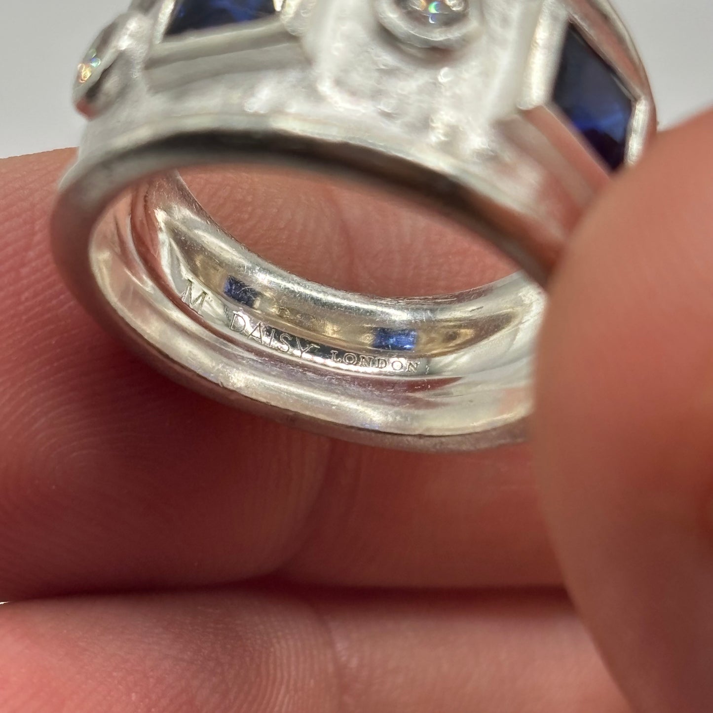 Silver Daisy London Ring (M)