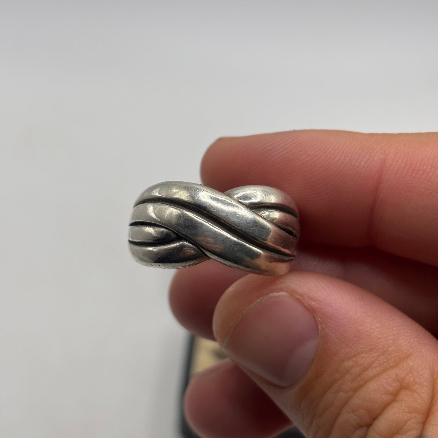 Silver Band Ring (R)