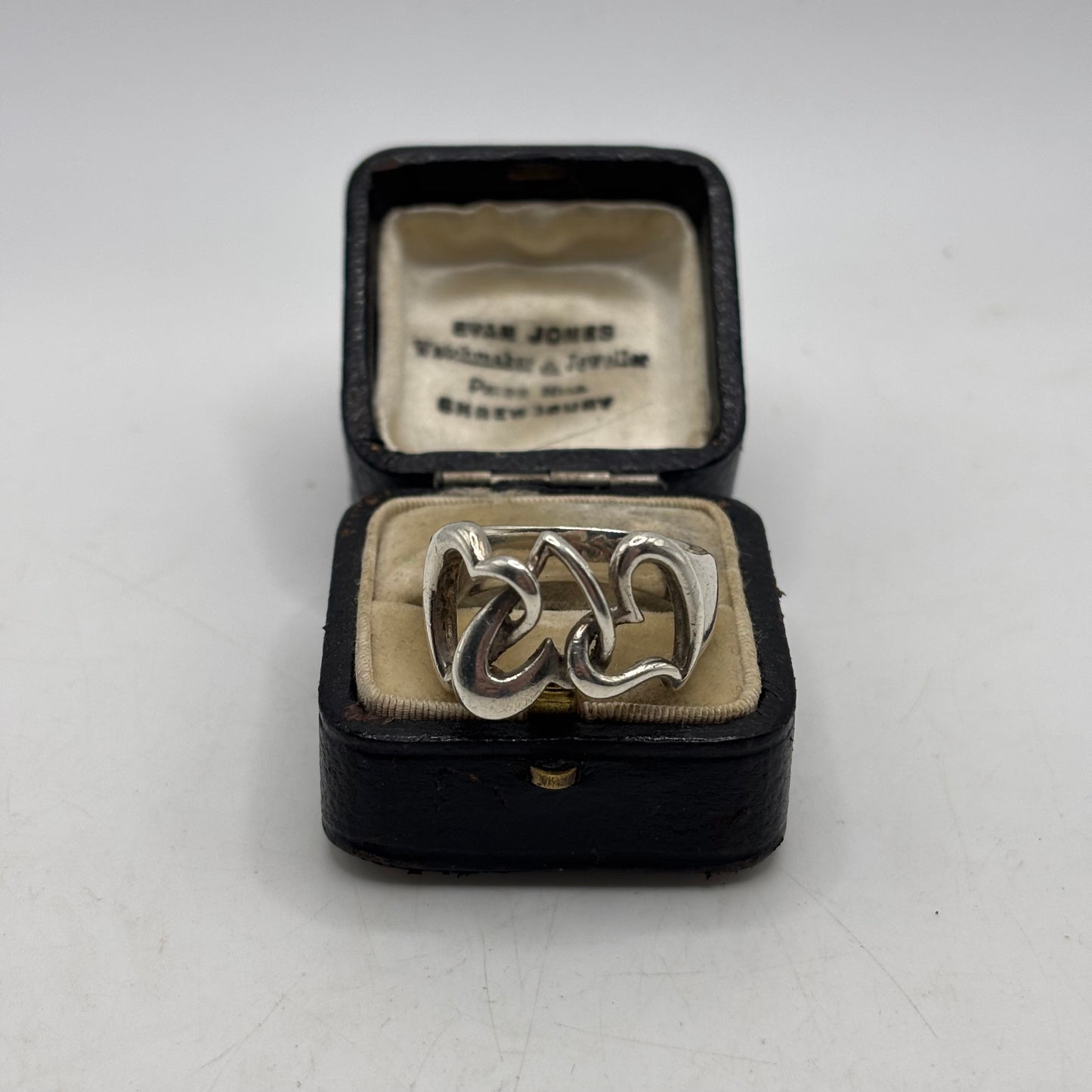 Silver Heavy Heart Ring (R)