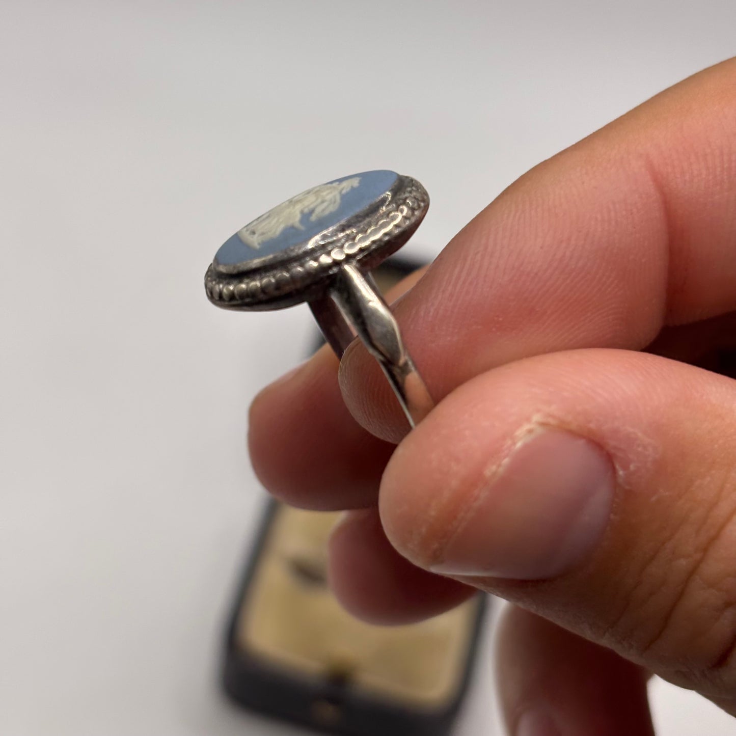 Silver Vintage Wedgewood Ring (P)